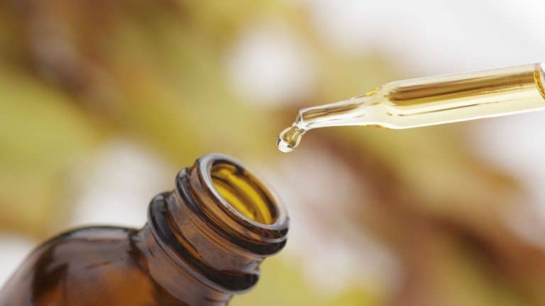 L’élixir floral, un traitement efficace contre la dépendance à l’alcool