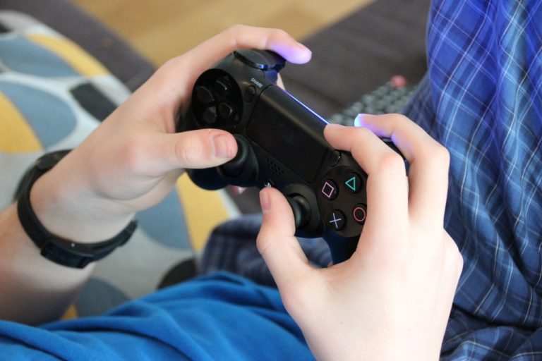 La dépendance au jeu vidéo est réelle, rare et mal comprise