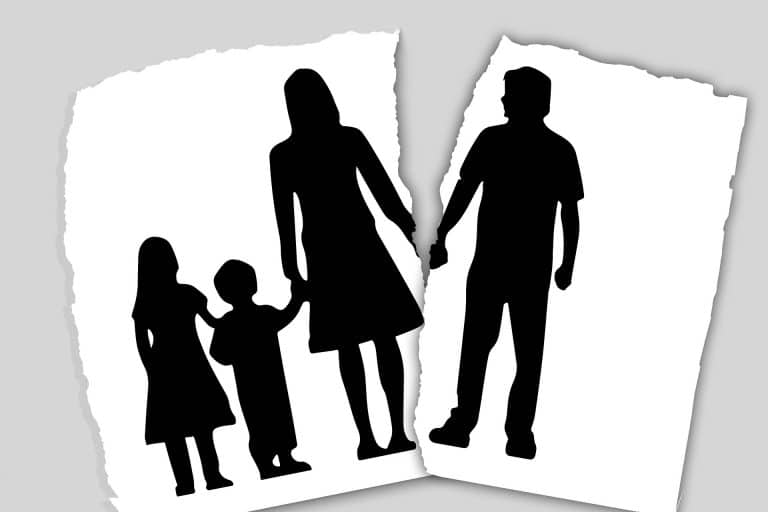 Deux manières d’encourager la communication familiale saine