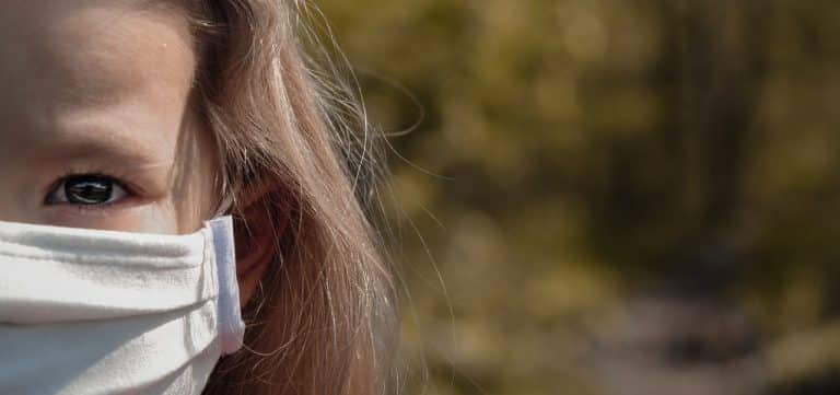 Comment garder vos enfants en sécurité et en bonne santé pendant la pandémie de COVID-19
